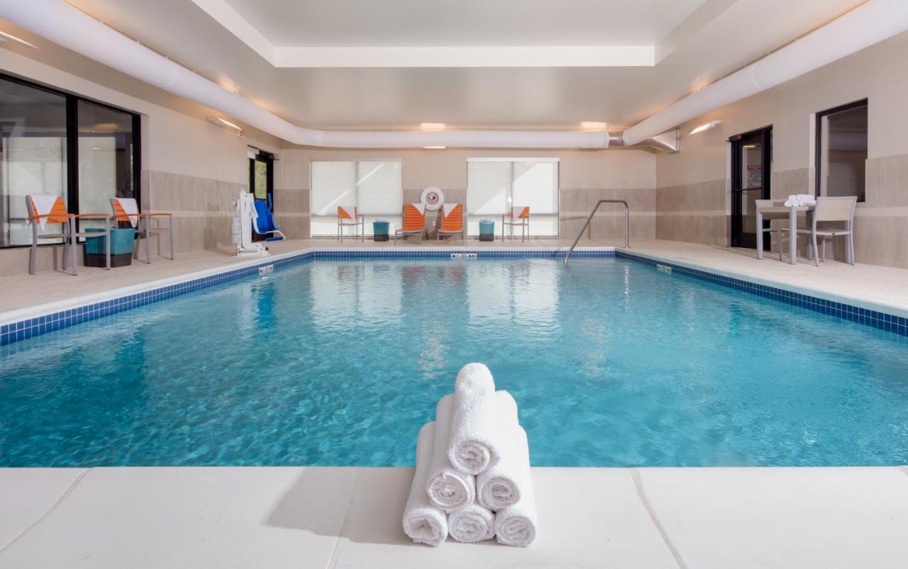 Holiday Inn Express East Peoria - Riverfront By Ihg Екстер'єр фото