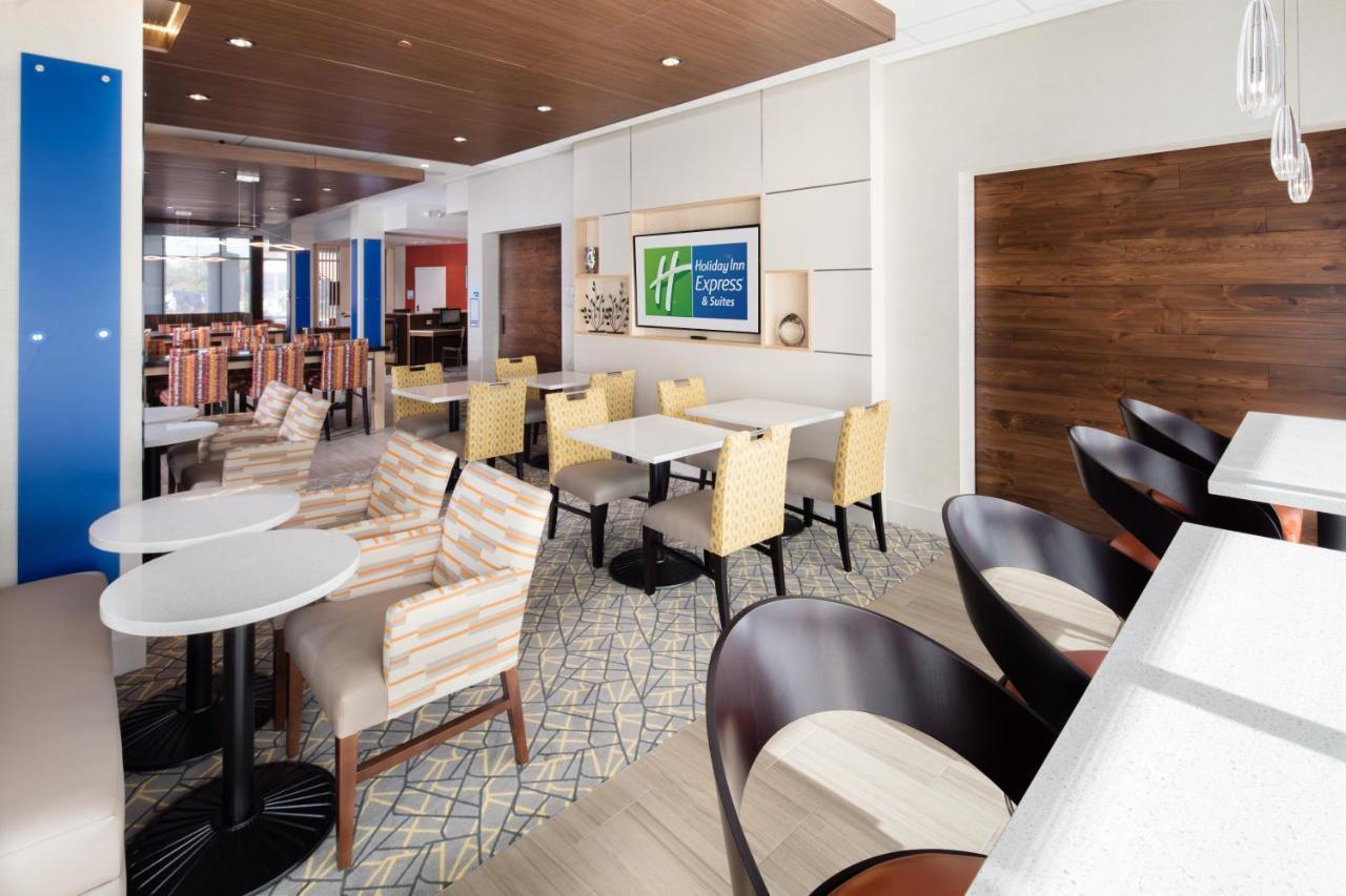 Holiday Inn Express East Peoria - Riverfront By Ihg Екстер'єр фото